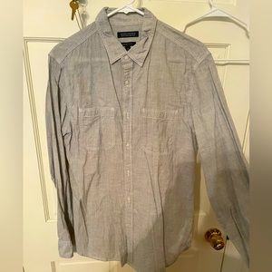 Banana Republic mens button up. Size medium, perfect condition.